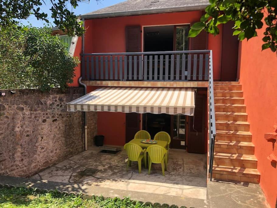 Joli Appartement Avec Terrasse Et Jardin - Vue Sur Montagne บาญเญอ-เดอ-บีกอร์ ภายนอก รูปภาพ